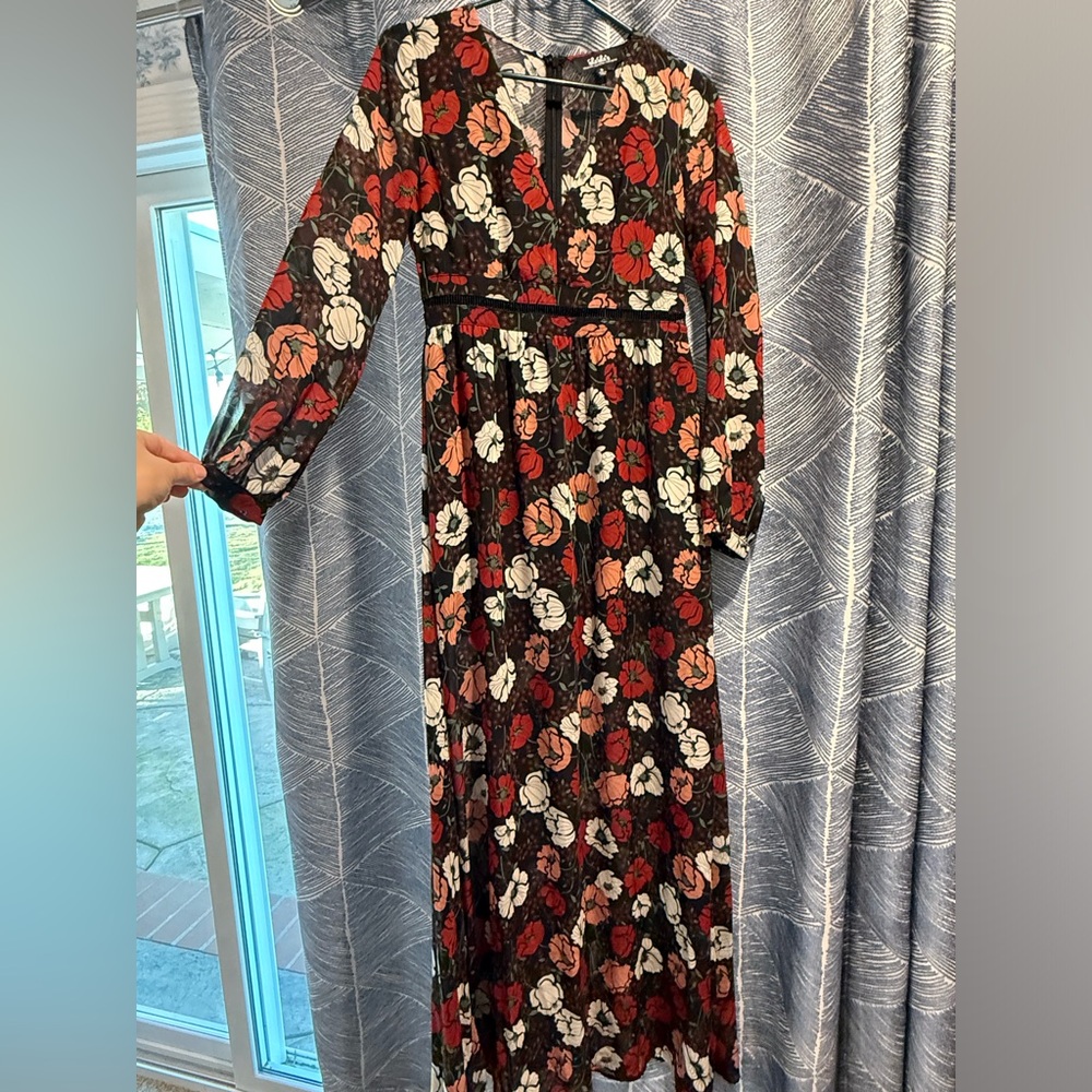 Lulus Size Small Long Sleeve Red Floral Maxi Dress